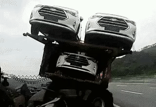 19 대륙의 교통사고.gif