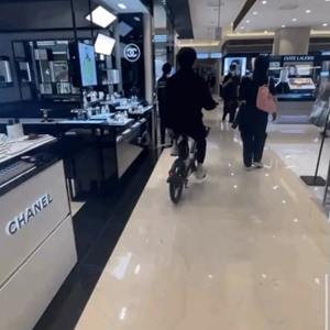 동영상 썸네일