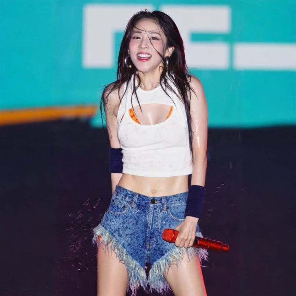 40세 산다라박 근황