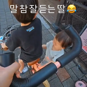 동영상 썸네일