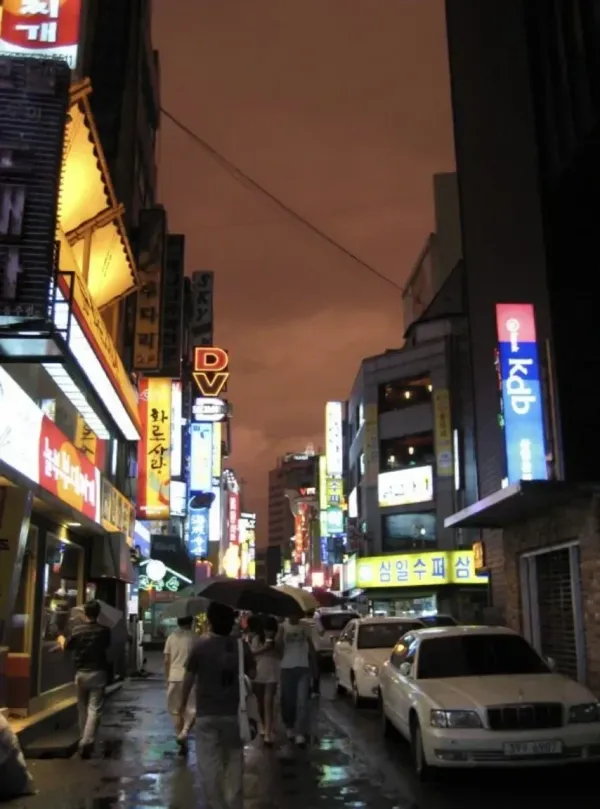 20250907203955_8Tknof04Hk.webp